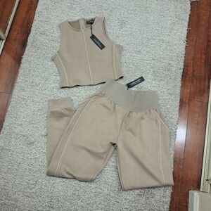 Maniere De VOIR Women's Pants & Set